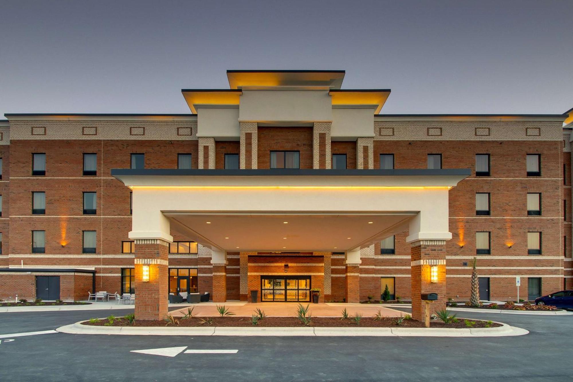 Hampton Inn Sneads Ferry Topsail Beach Exterior photo